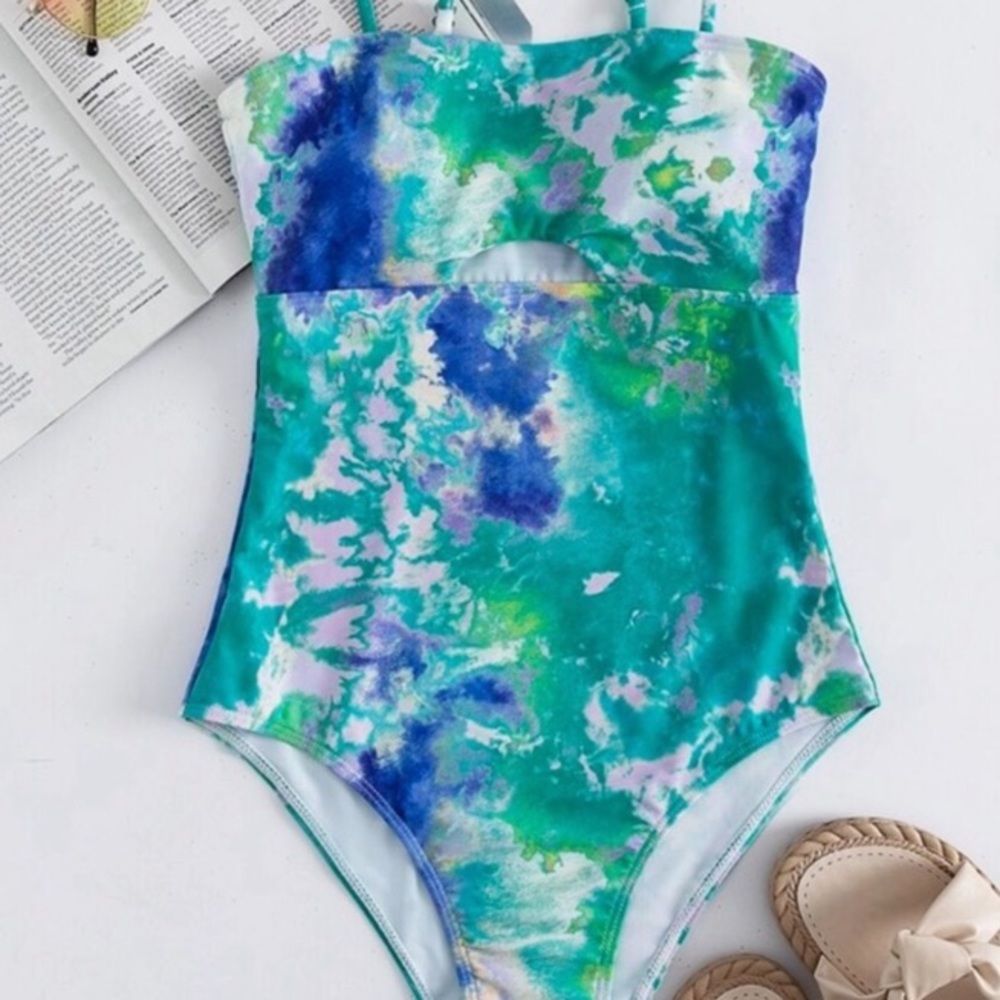 Boho tie dye cut out mokokiji swimsuit - Picture 8 of 9